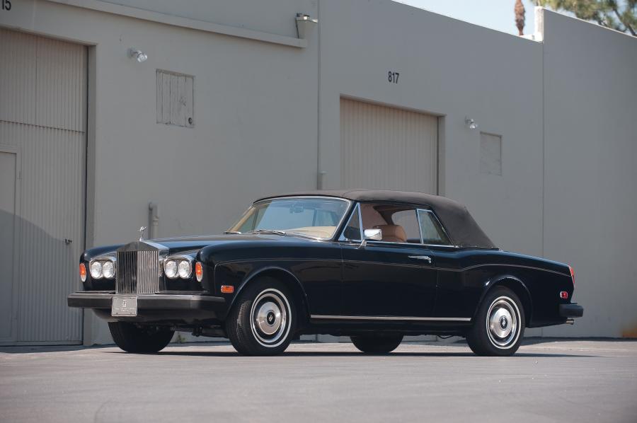  Rolls-Royce Corniche Cabriolet 1981 года  (фото 31 из 36)